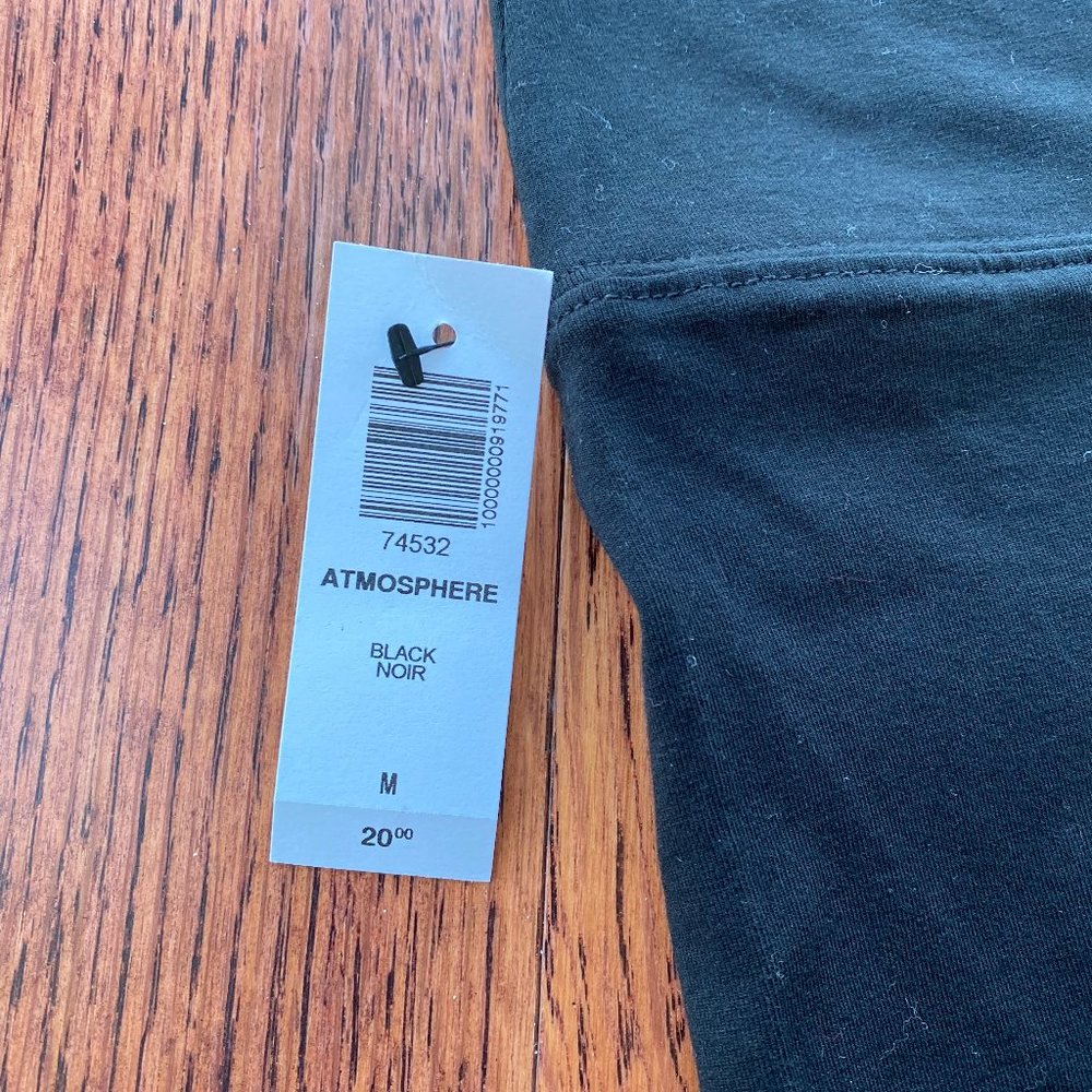 NWT Aritzia Bike Short 7" - Picture 2 of 4